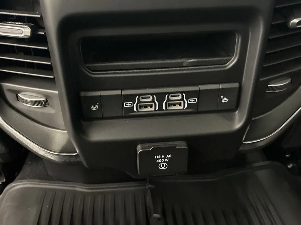 New 2026 Granite Crystal Metallic Clear-Coat Exterior Paint Ram Laramie image 19