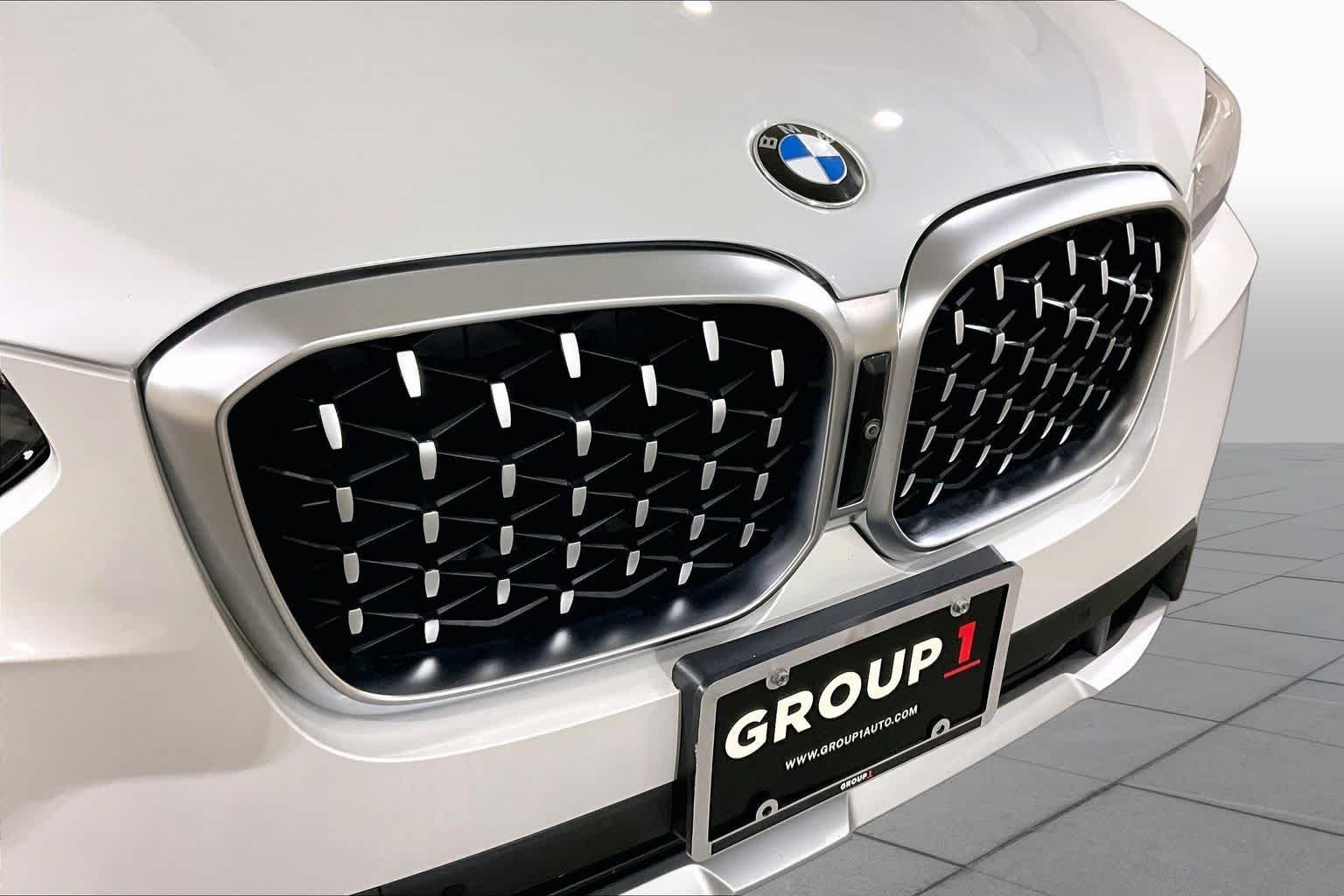 Used 2024 Alpine White BMW xDrive30i image 62