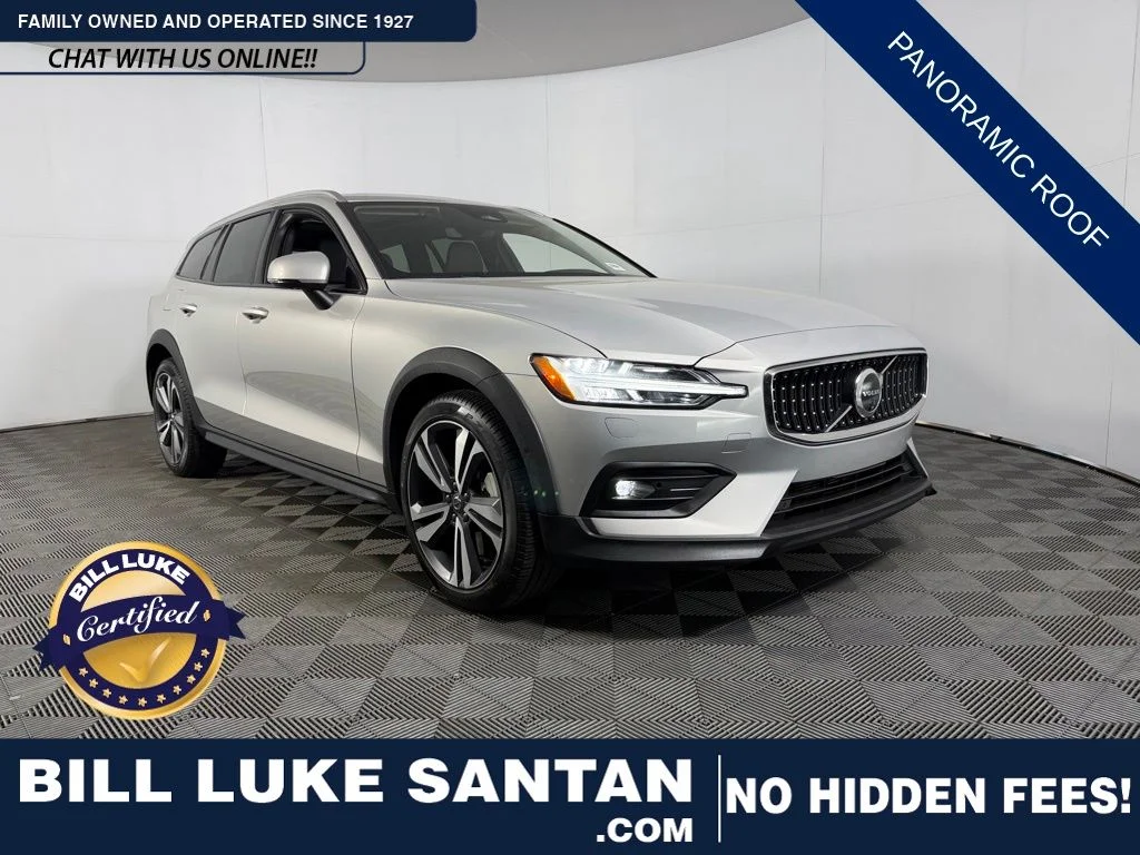 2025 Volvo V60 Cross Country B5 Plus AWD's photo