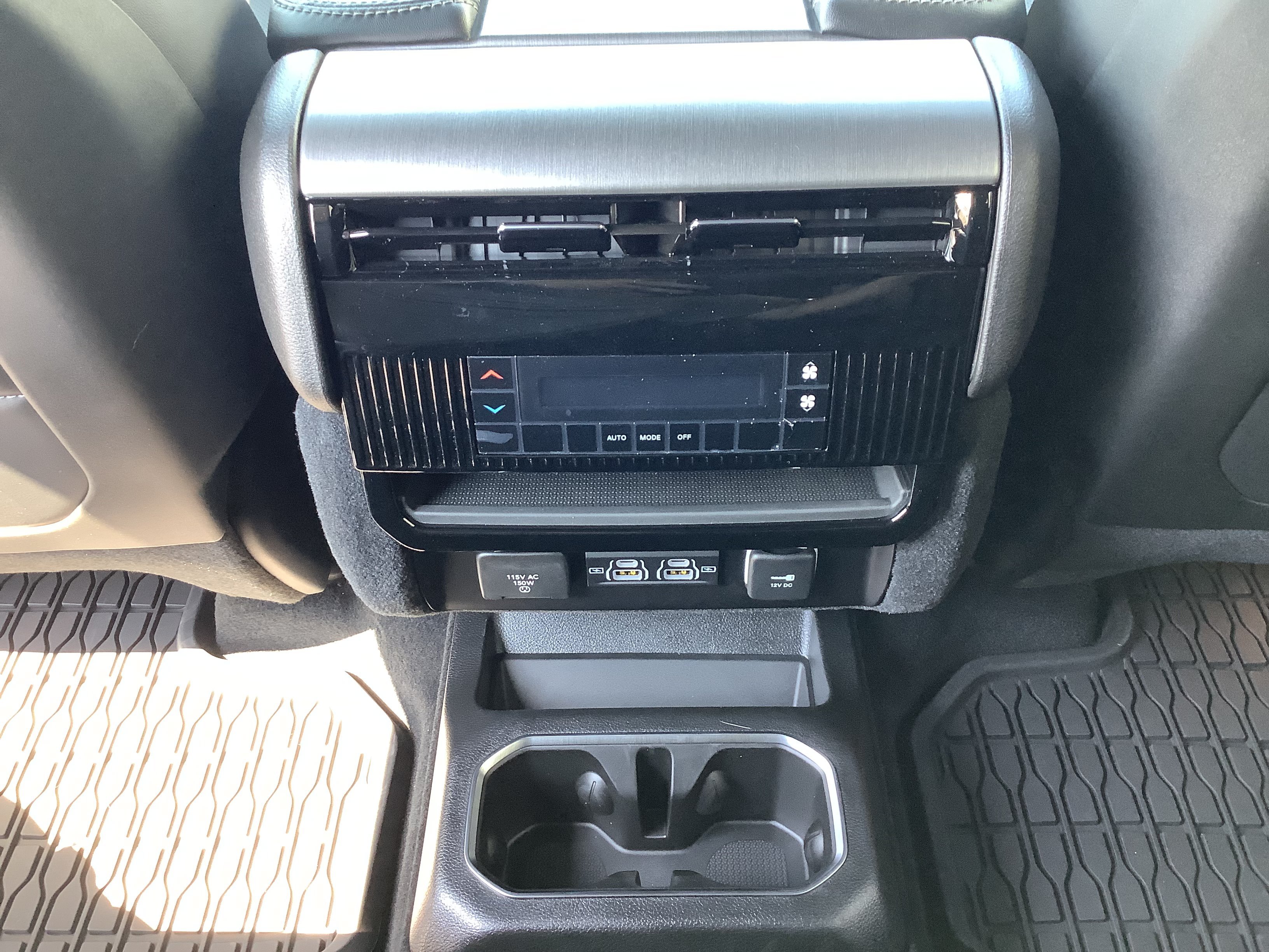 New 2026 Baltic Gray Metallic Clearcoat Jeep  image 11