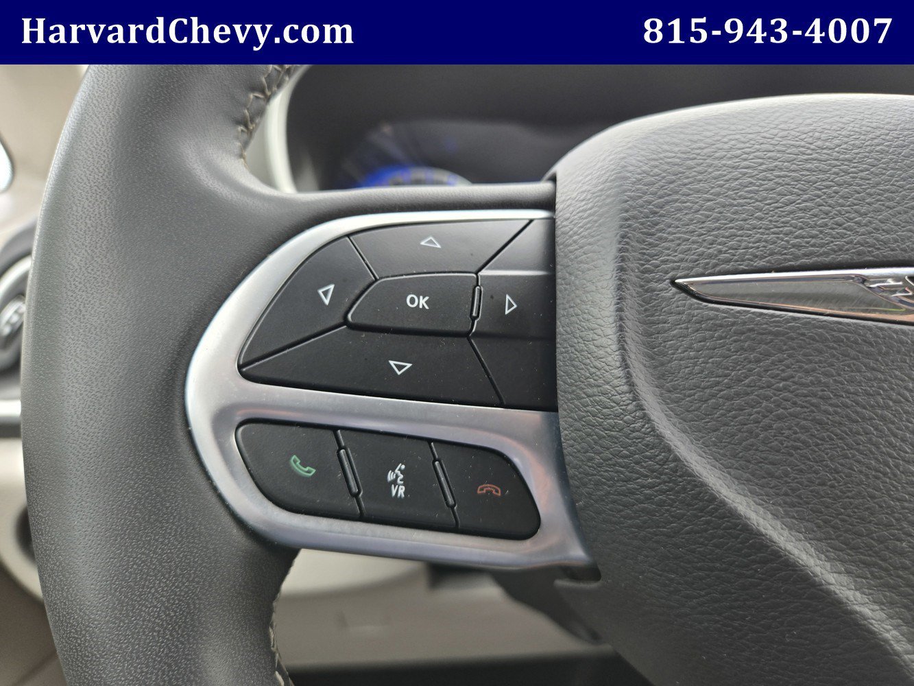 2023 Chrysler Pacifica Touring L - Photo 17