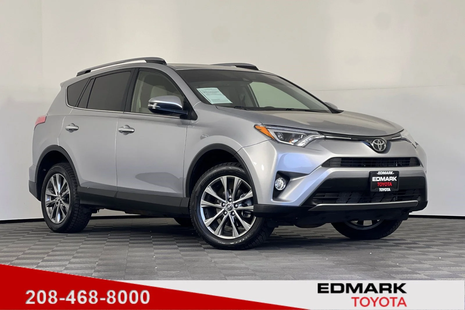 Used 2018 Silver Sky Metallic Toyota Limited image 1