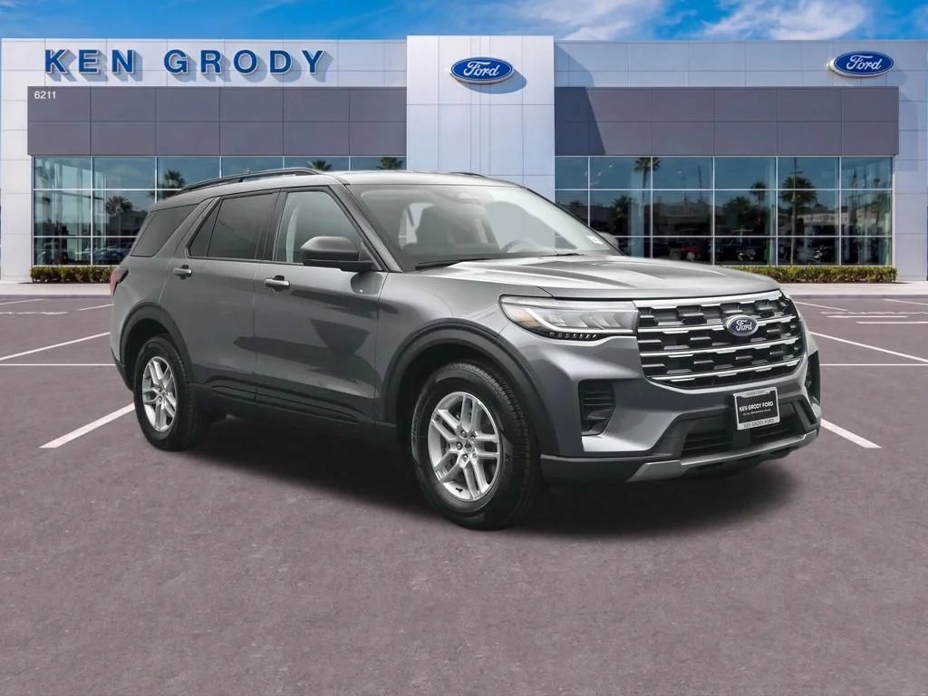 2026 Ford Explorer's photo