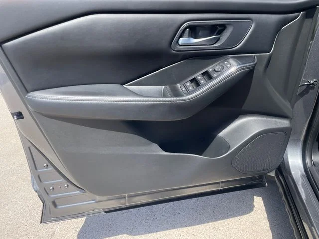 Used 2024 Gray Nissan SV image 21
