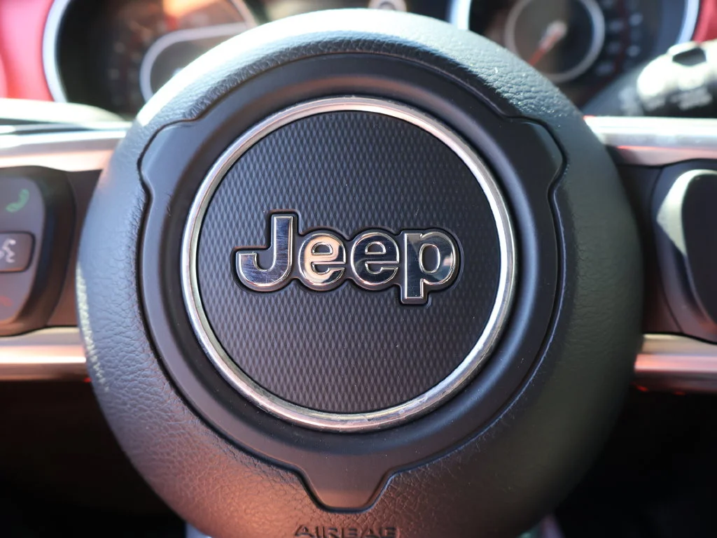 Used 2019 Granite Crystal Clearcoat Metallic Jeep Rubicon image 21