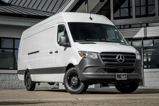 2026 Mercedes-Benz Sprinter 2500 Cargo 170 WB
