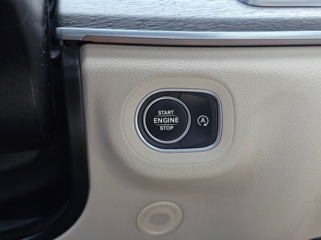 Used 2021 Green Mercedes-Benz GLE 350 image 27