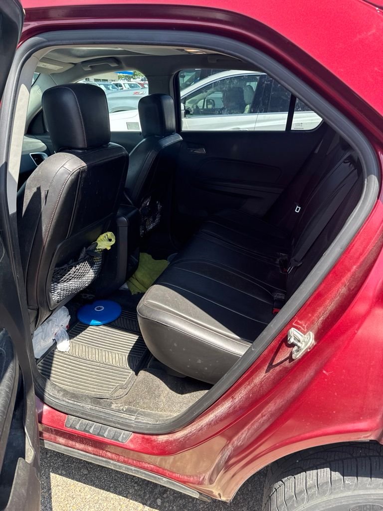 Used 2011 Red Chevrolet LT image 2