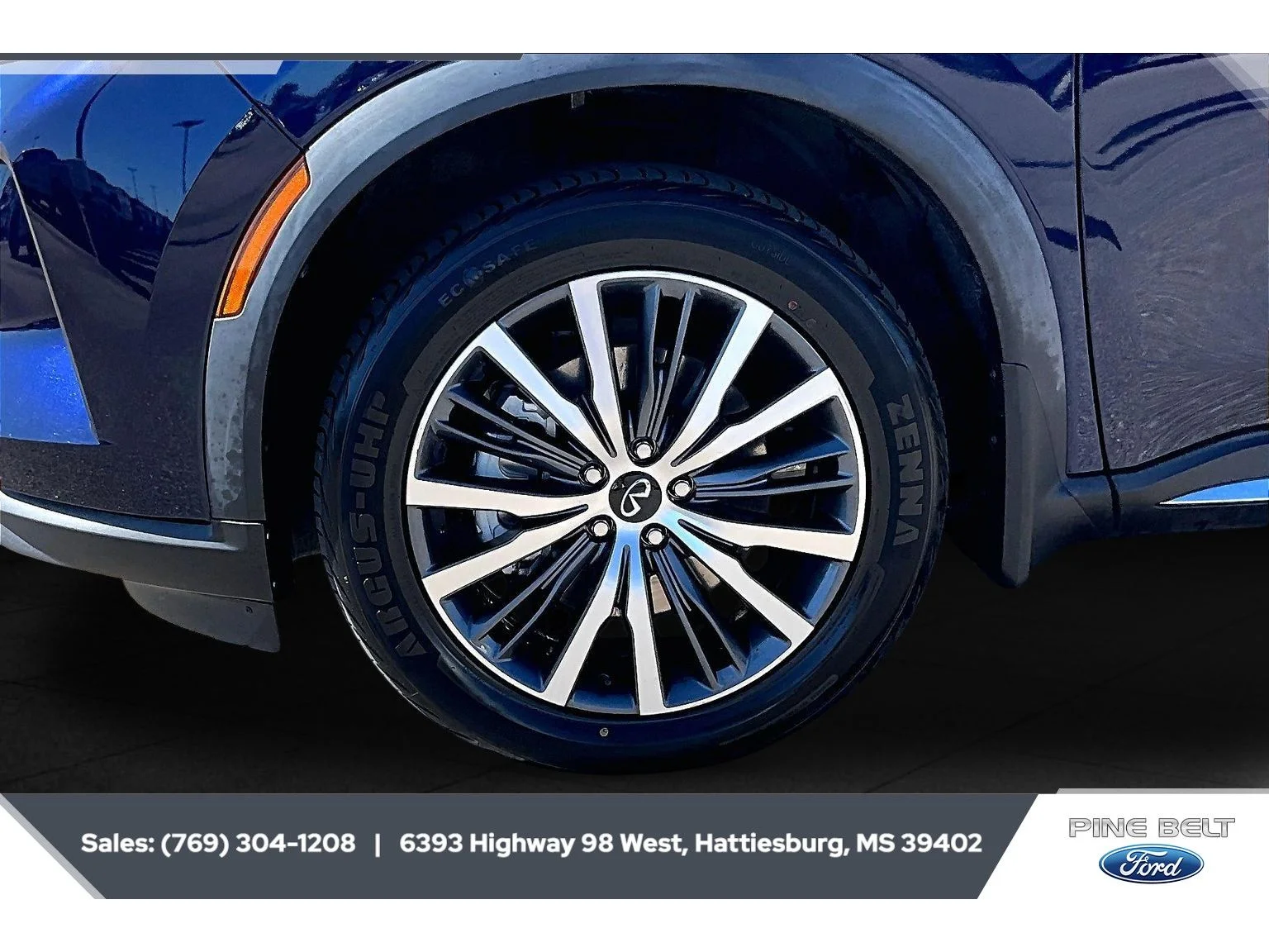 Used 2023 Grand Blue INFINITI SENSORY image 7