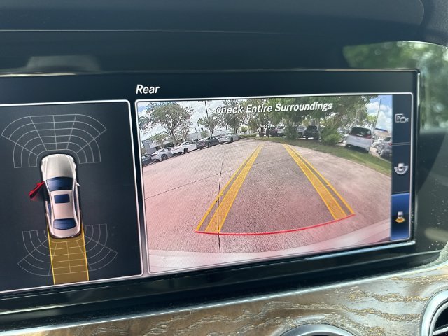 2018 Mercedes-Benz E-Class E300 - Photo 17