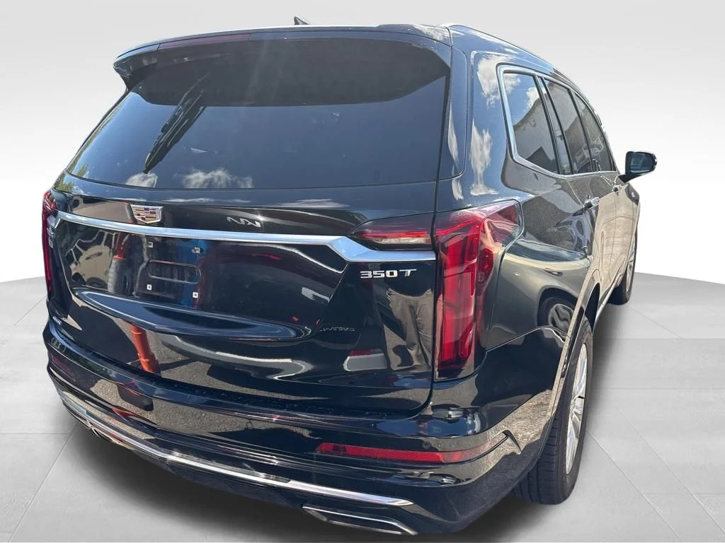Used 2021 Black Cadillac Luxury image 15