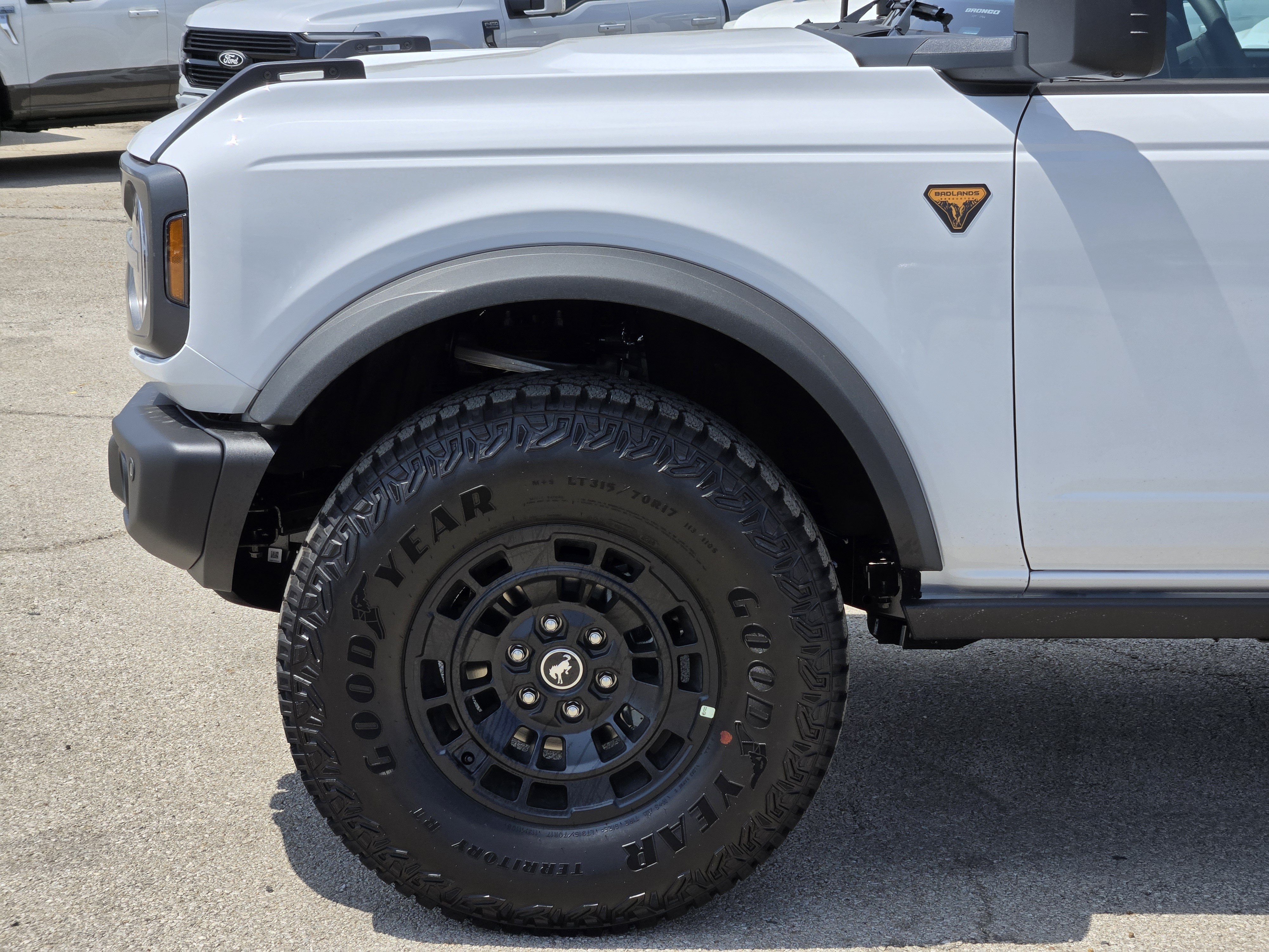 New 2026 Oxford White Ford Badlands image 6