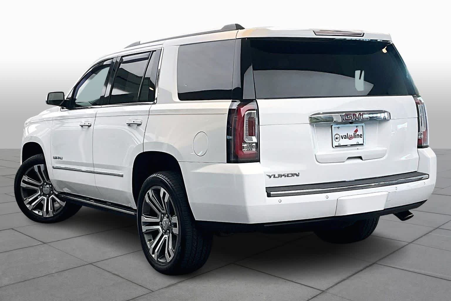 Used 2017 Summit White GMC Denali image 11