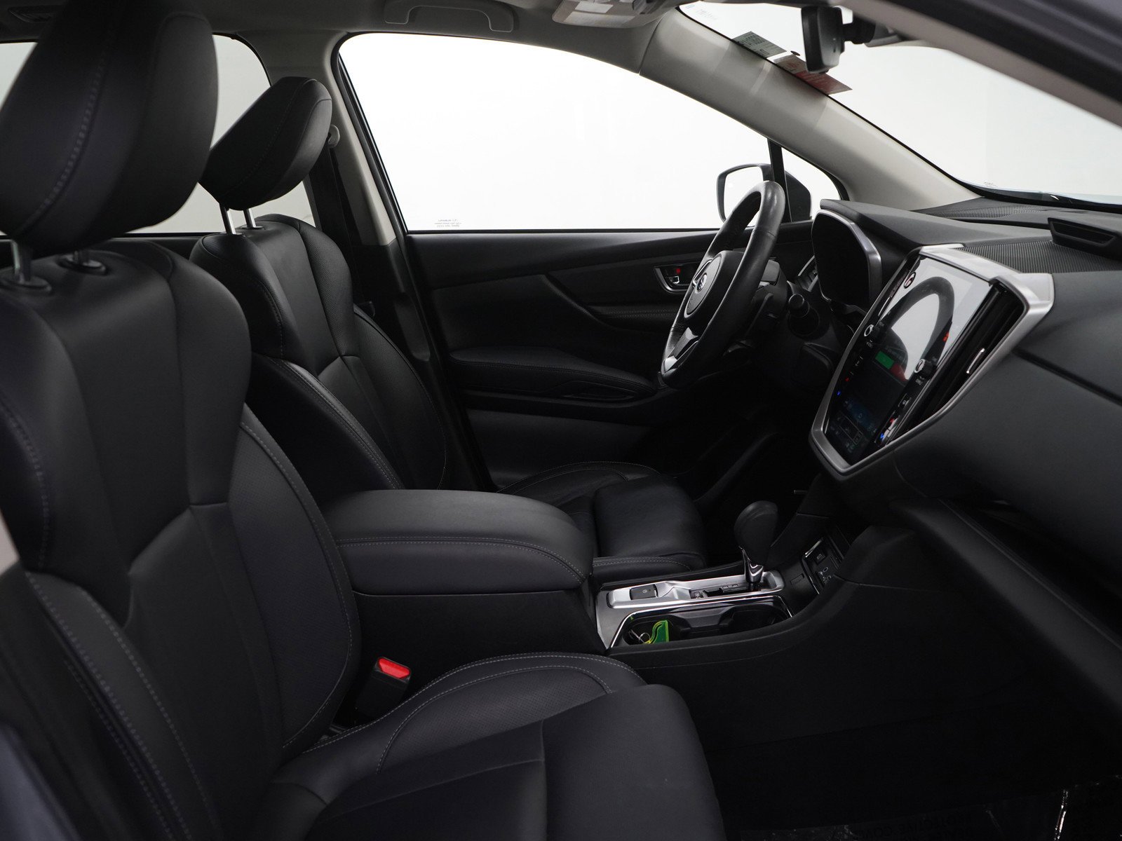 Used 2023 Ice Silver Metallic Subaru Limited image 11