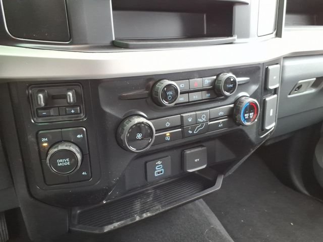 New 2026 Agate Black Metallic Ford F-250® XL image 25
