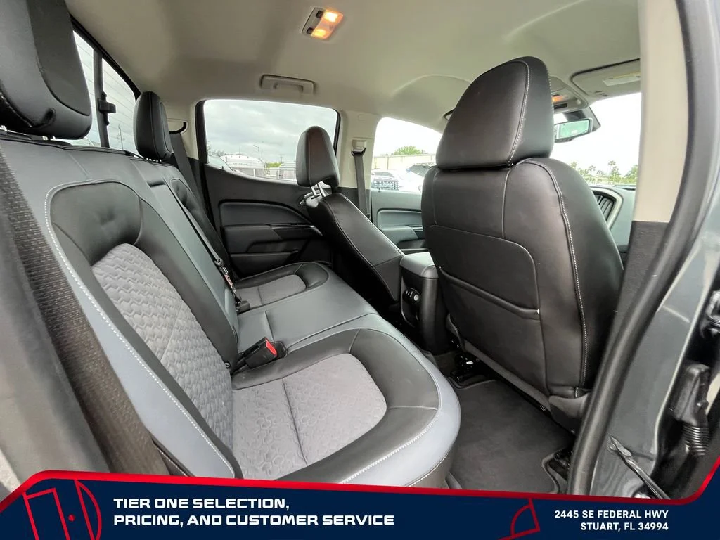 Used 2017 CYBER GRAY METALLIC Chevrolet 4WD Z71 image 17