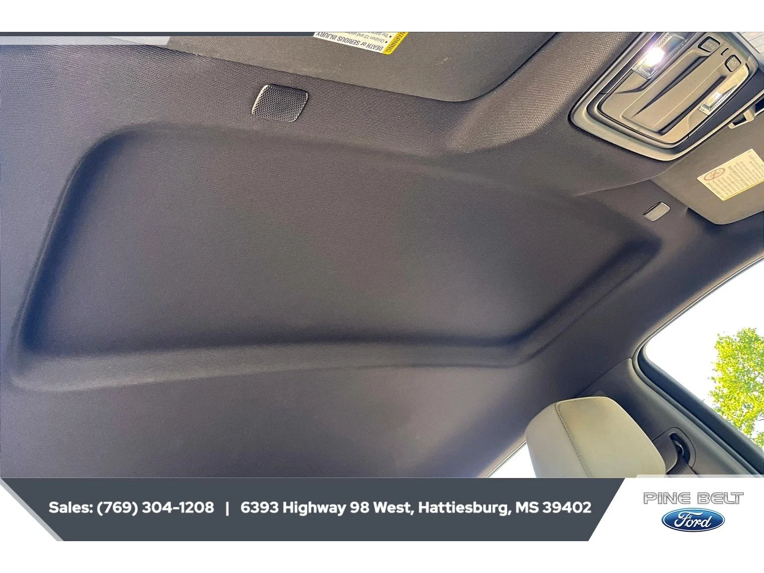 Used 2021 Summit White Chevrolet LT image 17