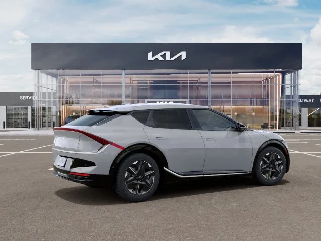 New 2026 Gray Kia Wind image 6