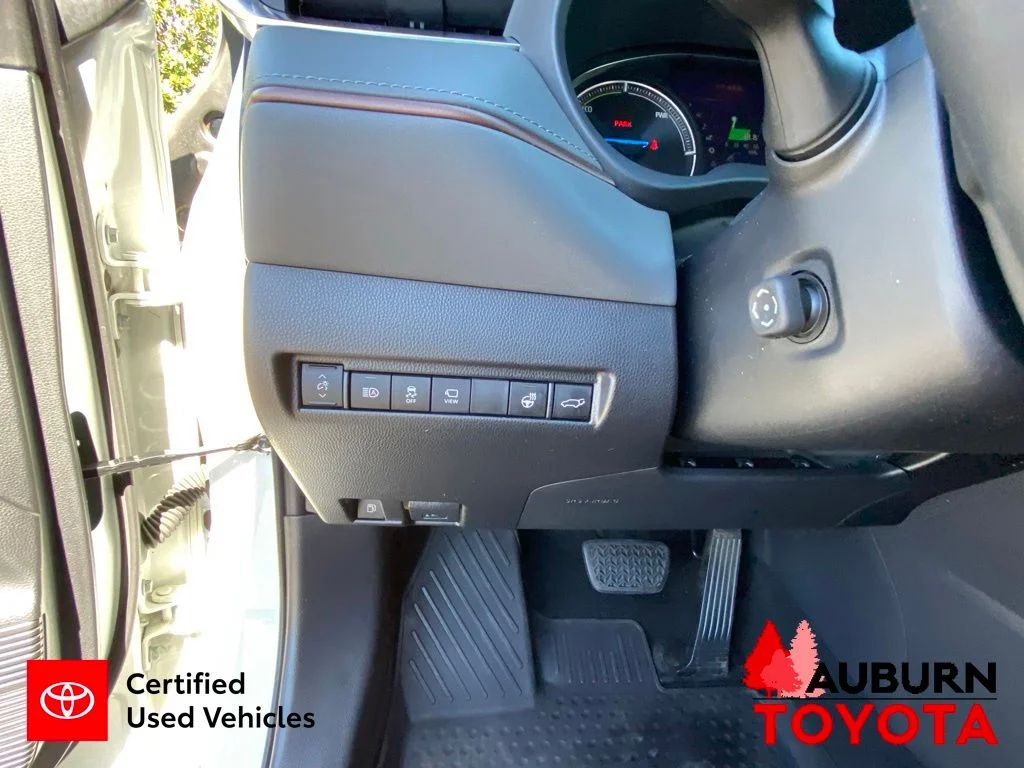Certified Used 2021 Blizzard Pearl Toyota Limited image 41