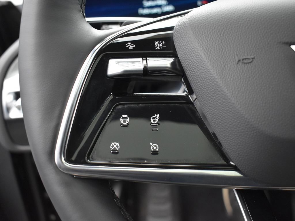 2024 CADILLAC LYRIQ - Image 11