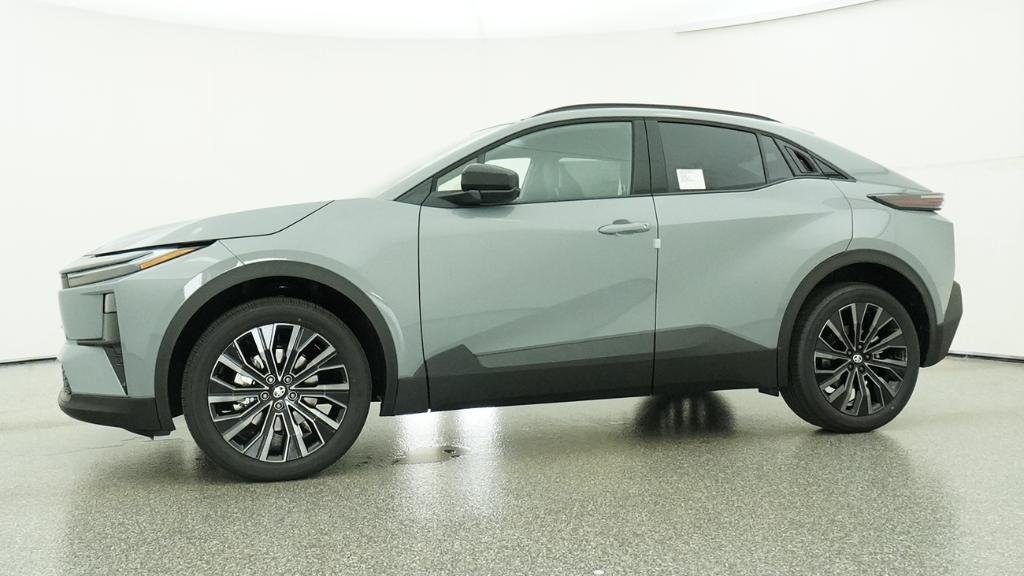 2026 Toyota C-HR XSE - Photo 30