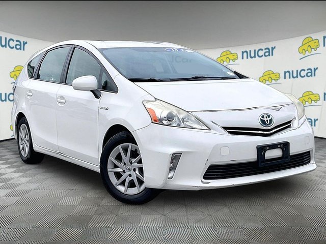 2013 Toyota Prius v Three
