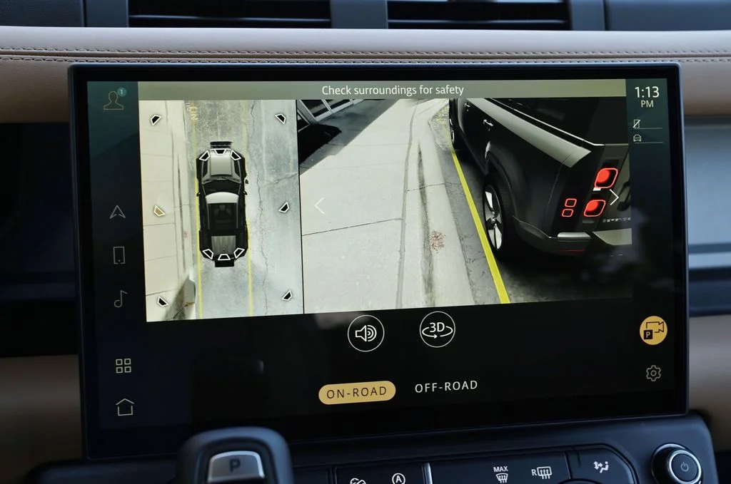 New 2026 Santorini Black Land Rover X image 28