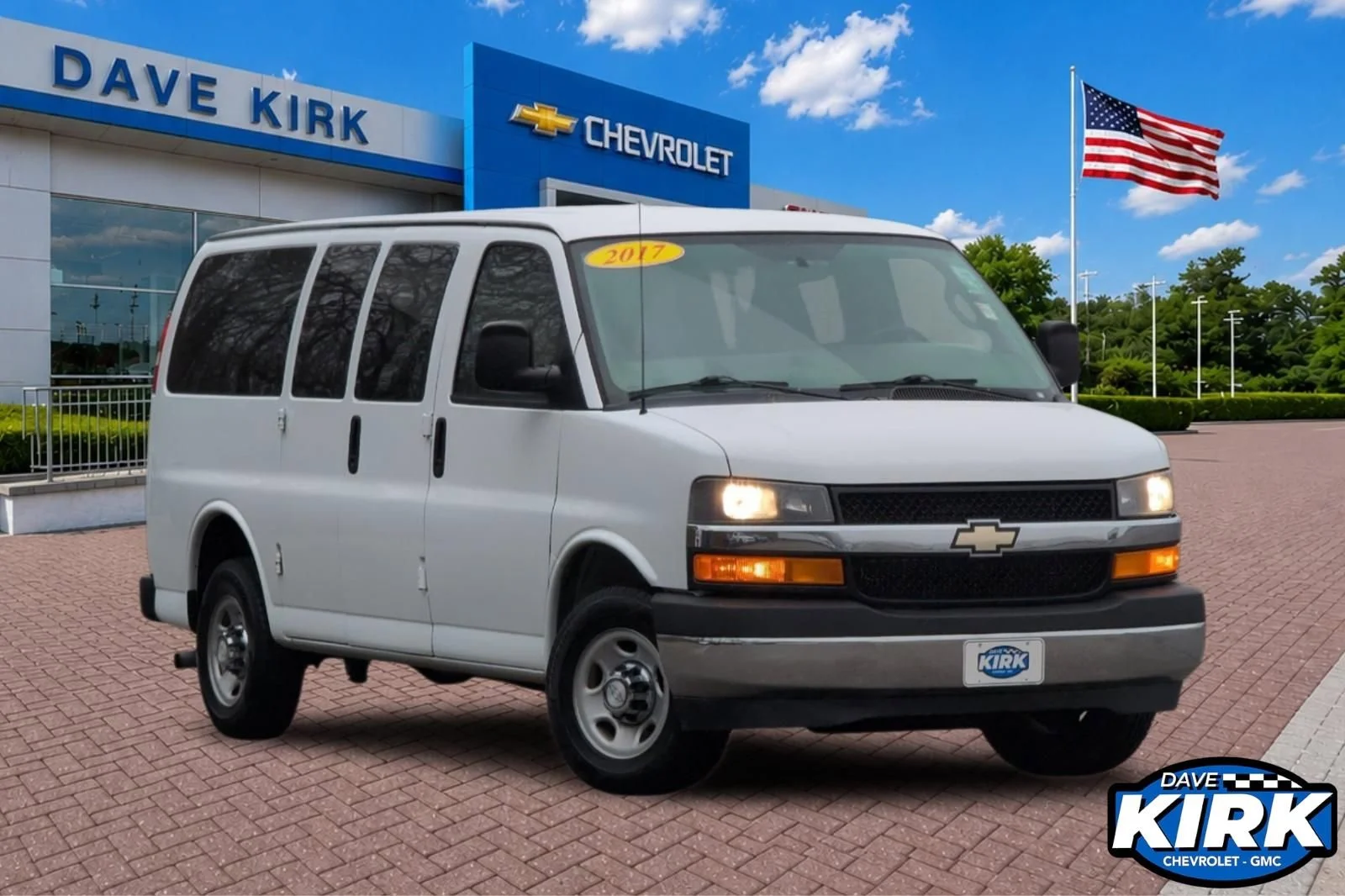 2017 Chevrolet Express 2500 LS's photo