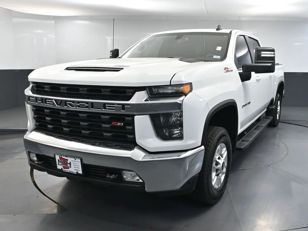 Used 2022  Chevrolet LT image 13