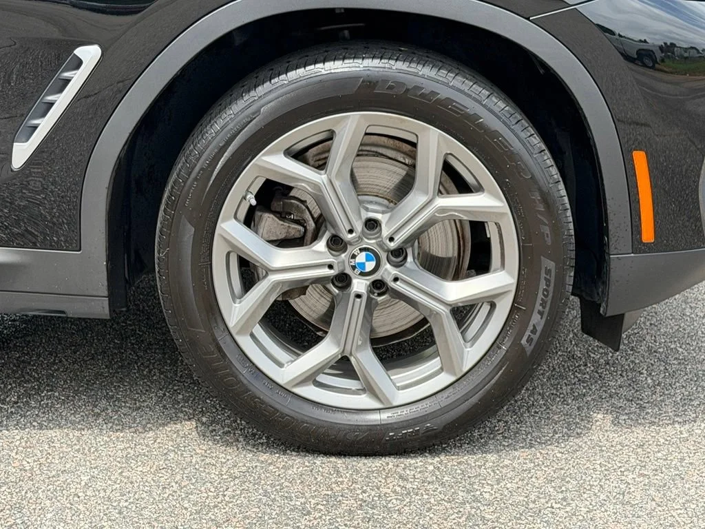 Used 2023 Black BMW sDrive30i image 29