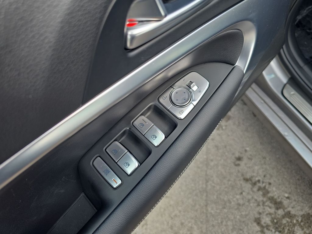 Used 2026 Silver Genesis 2.5T image 11