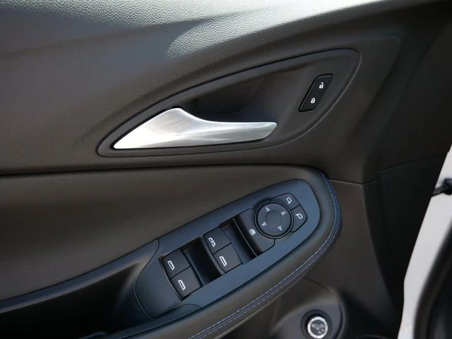 Used 2025 White Buick Sport Touring image 15