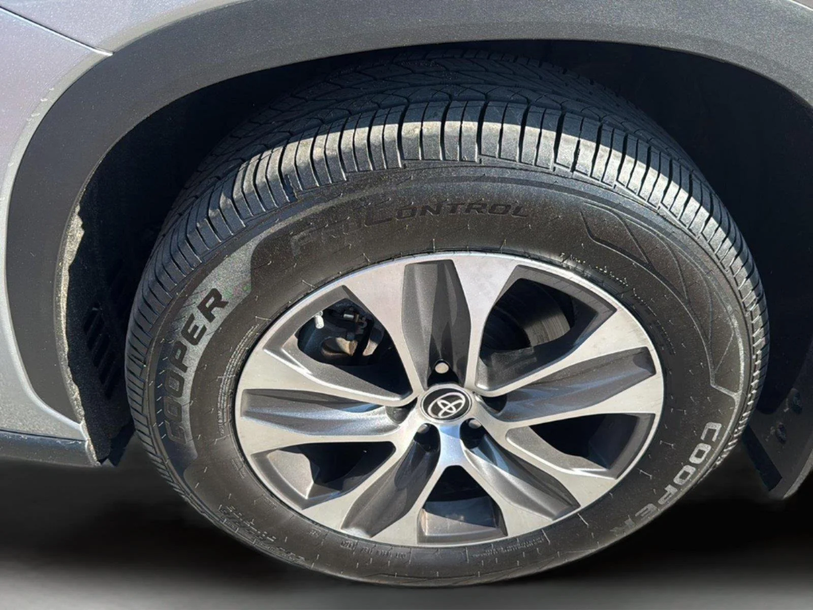Used 2023 Celestial Silver Metallic Toyota XLE image 40