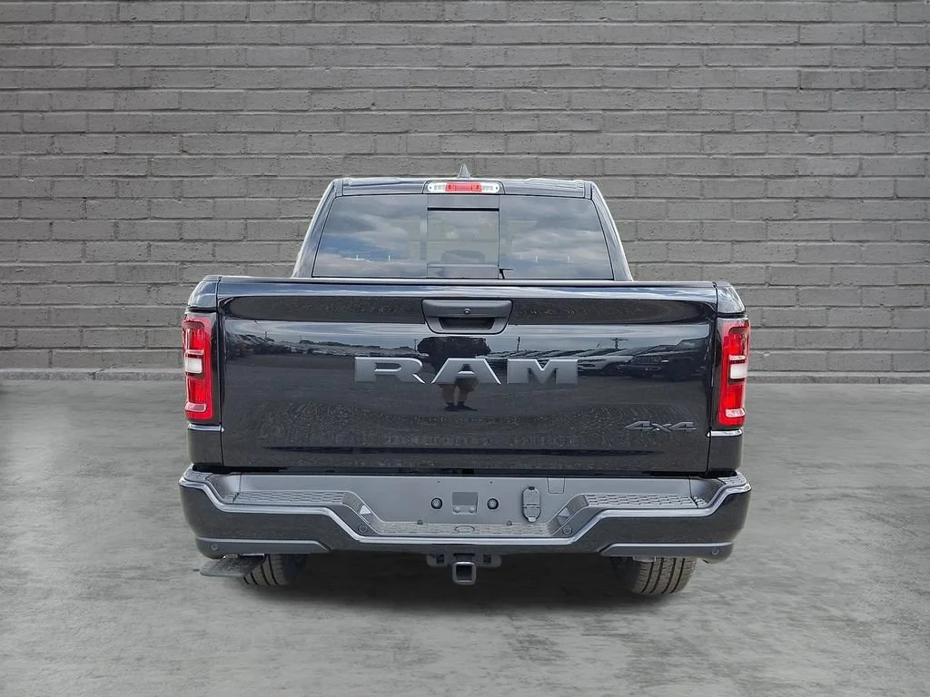 New 2026 Diamond Black Crystal Pearlcoat Ram Express image 7