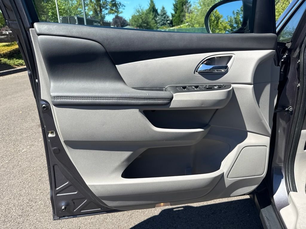 Used 2016 Modern Steel Metallic Honda EX-L image 19