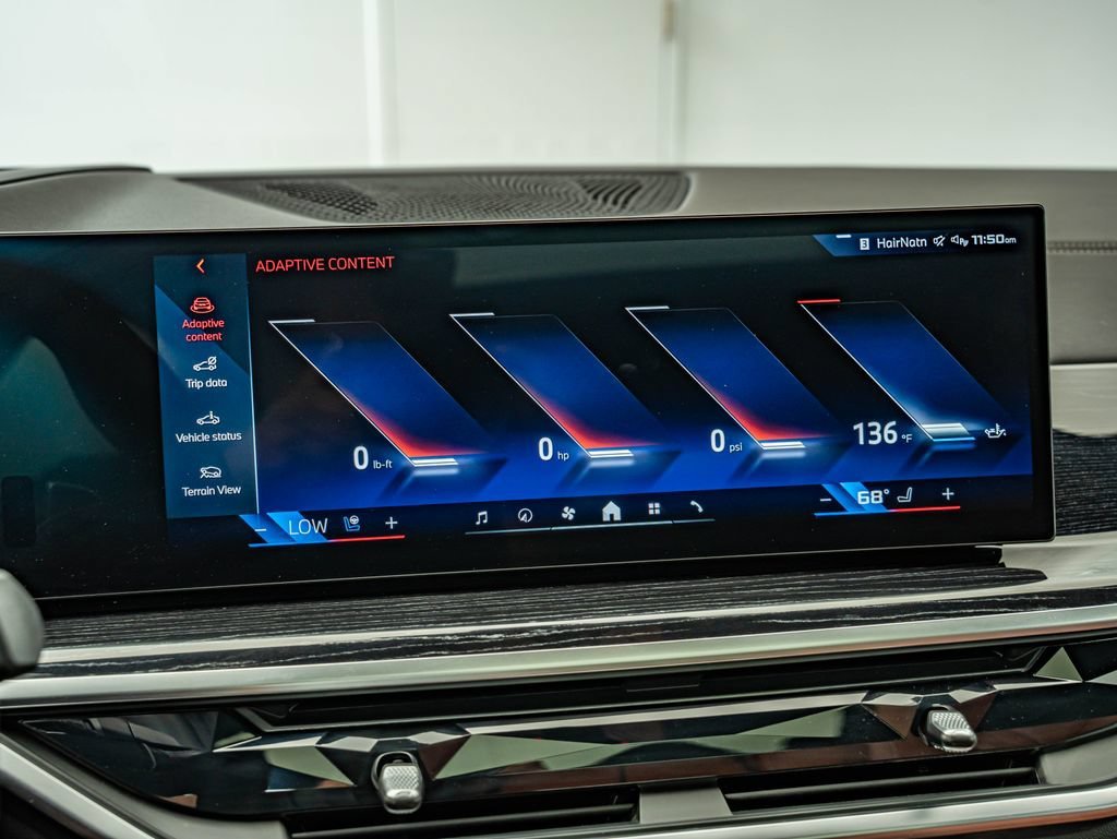 Used 2026 Marina Bay Blue Metallic BMW M60i image 27