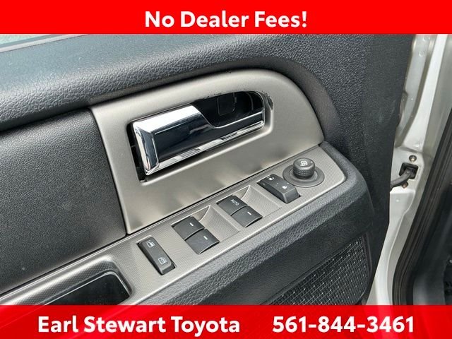 Used 2017 Silver Ford XLT image 27