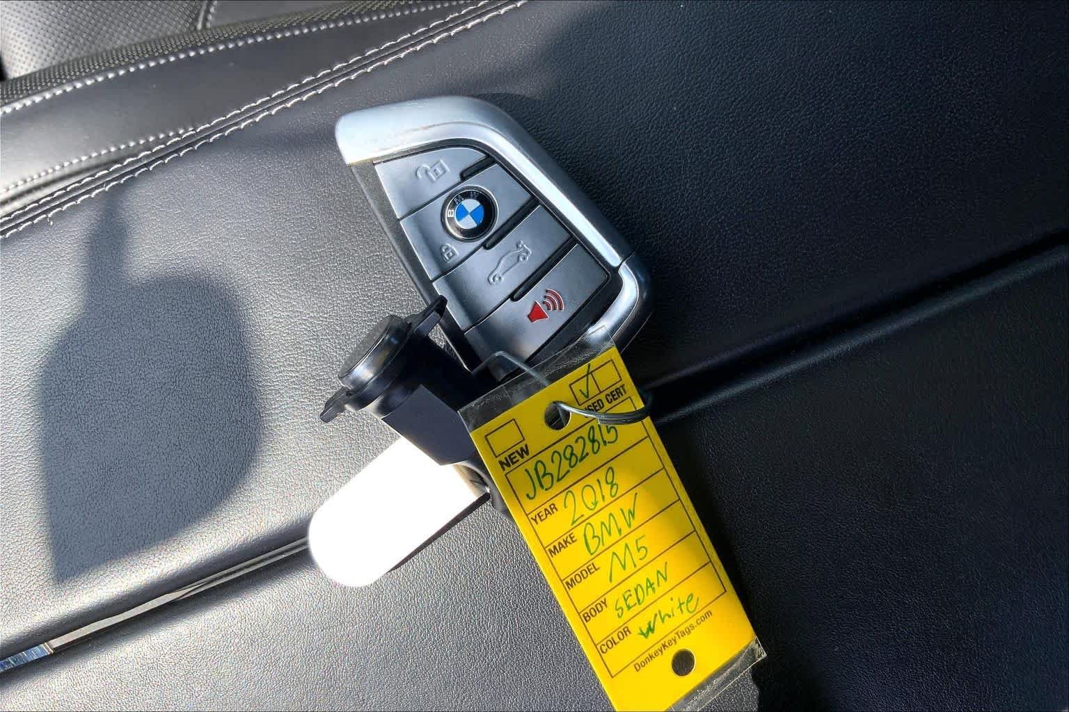Used 2018 Alpine White BMW  image 11