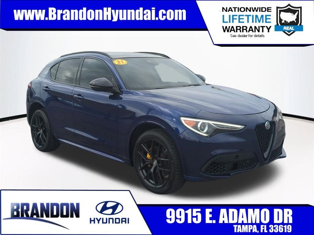 2021 Alfa Romeo Stelvio Ti AWD's photo