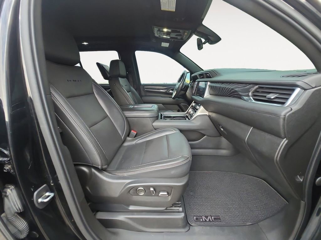 2021 GMC Yukon Denali - Photo 29