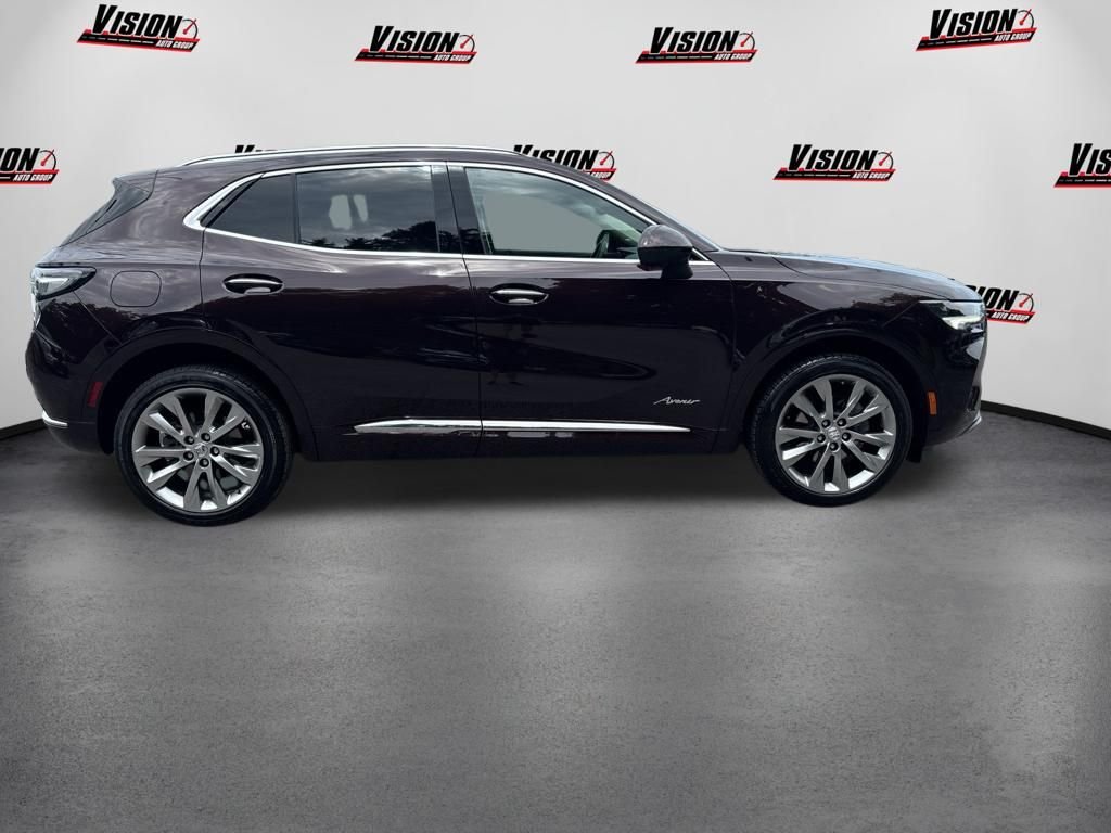 Used 2022 Red Buick Avenir image 4