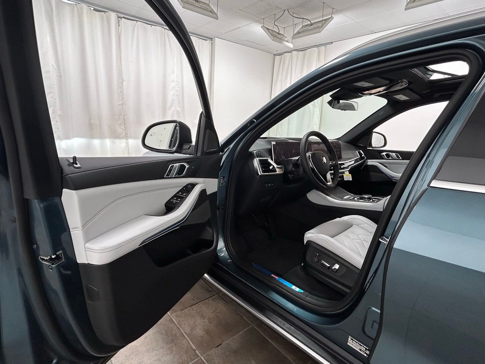 New 2026 Blue Ridge Mountain Metallic BMW xDrive40i image 24