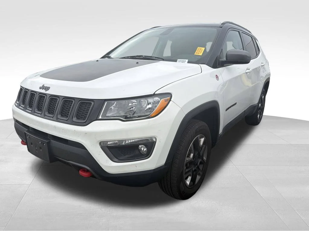 Used 2018 White Jeep Trailhawk image 10
