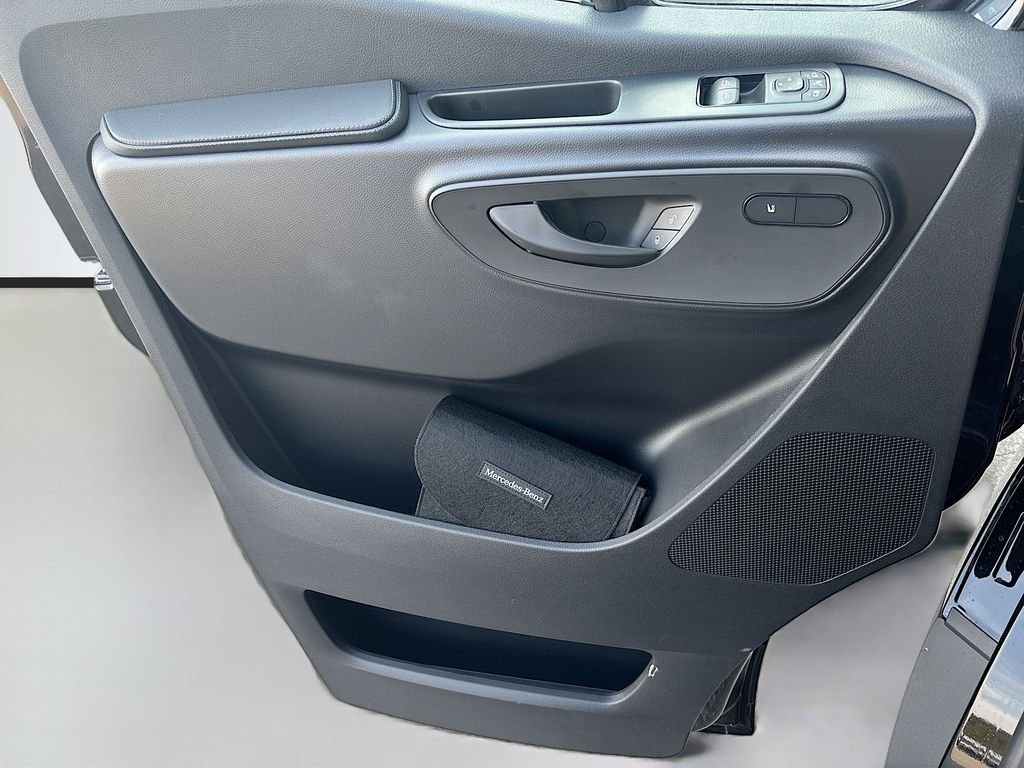 New 2026  Mercedes-Benz Passenger 170 WB image 45