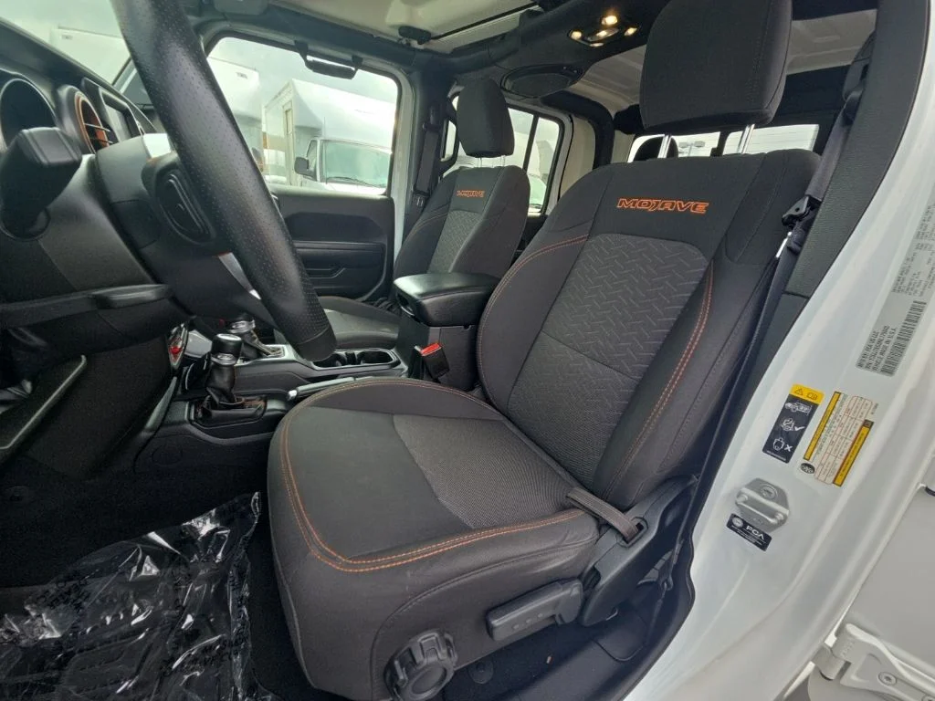 2022 Jeep Gladiator Mojave - Photo 25