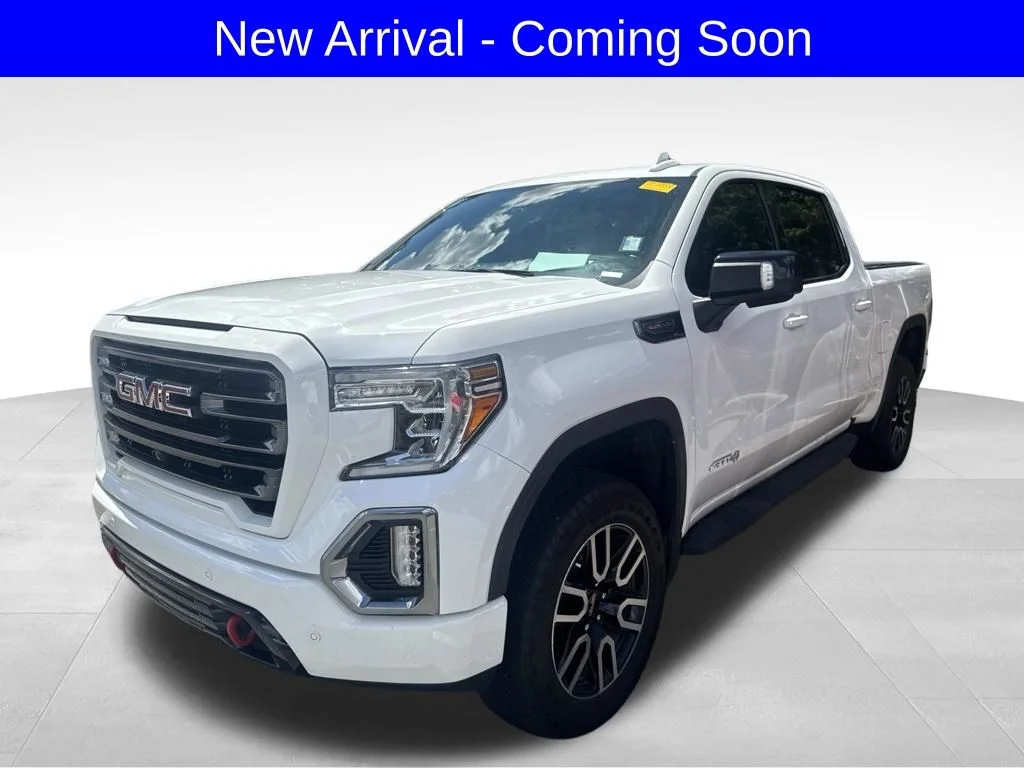 Used 2022 White GMC AT4 image 2