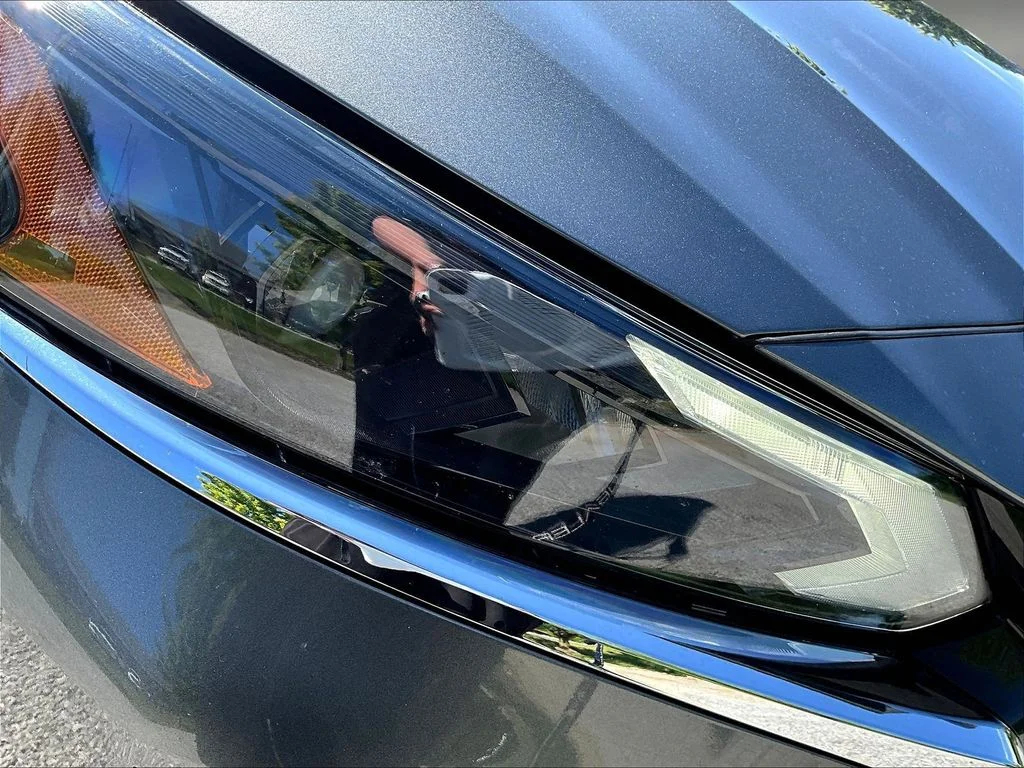 Certified Used 2025 Gray Nissan 2.5 SV image 31