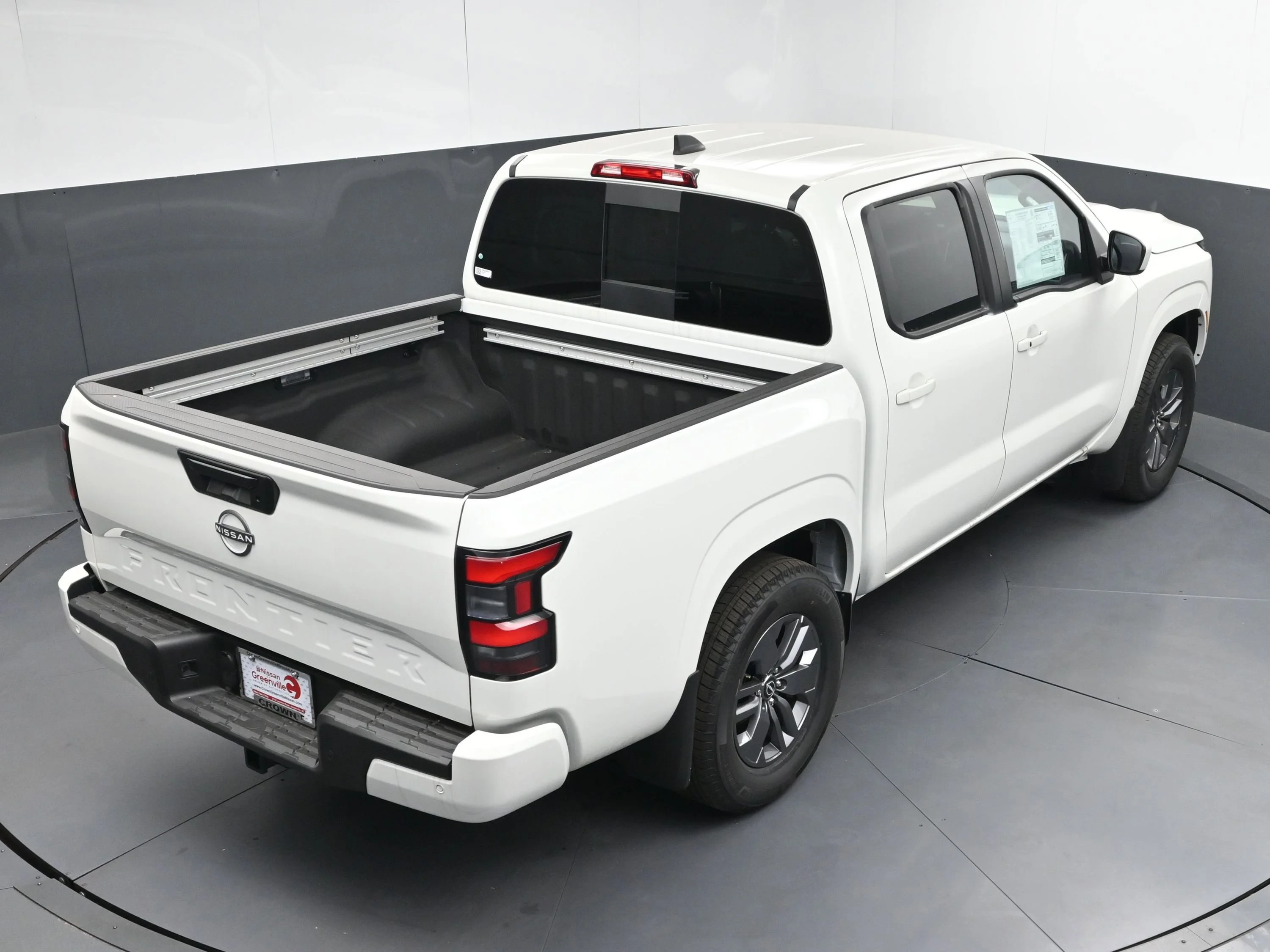 New 2025 Glacier White Nissan Crew Cab SV image 31
