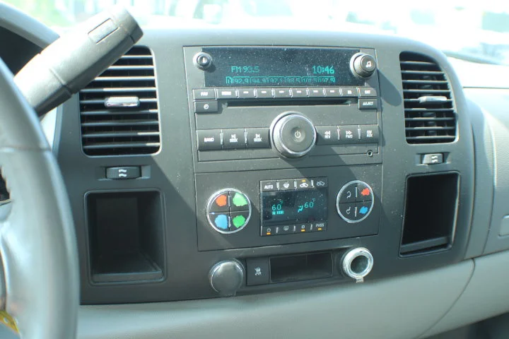 Used 2007 Fire Red GMC SLE2 image 9