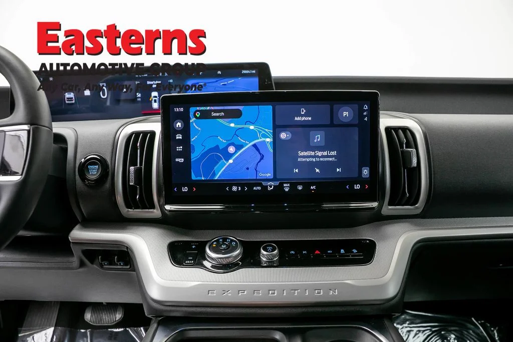 Used 2025 White Ford Active image 18